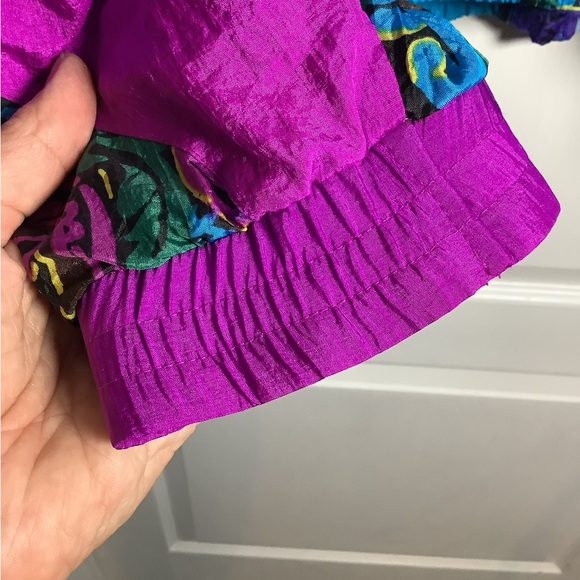 Vintage 90’s floral track jacket by Second Wind - Picture 5 of 11